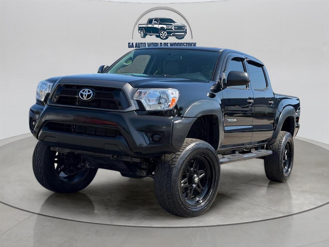 Toyota Tacoma Double Cab V6 6MT 4WD 2015