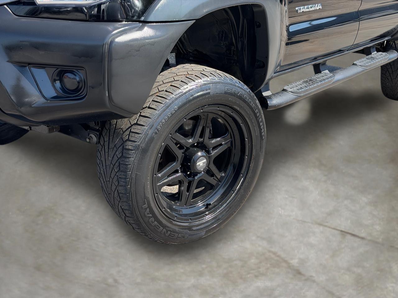 Toyota Tacoma Double Cab V6 6MT 4WD 2015