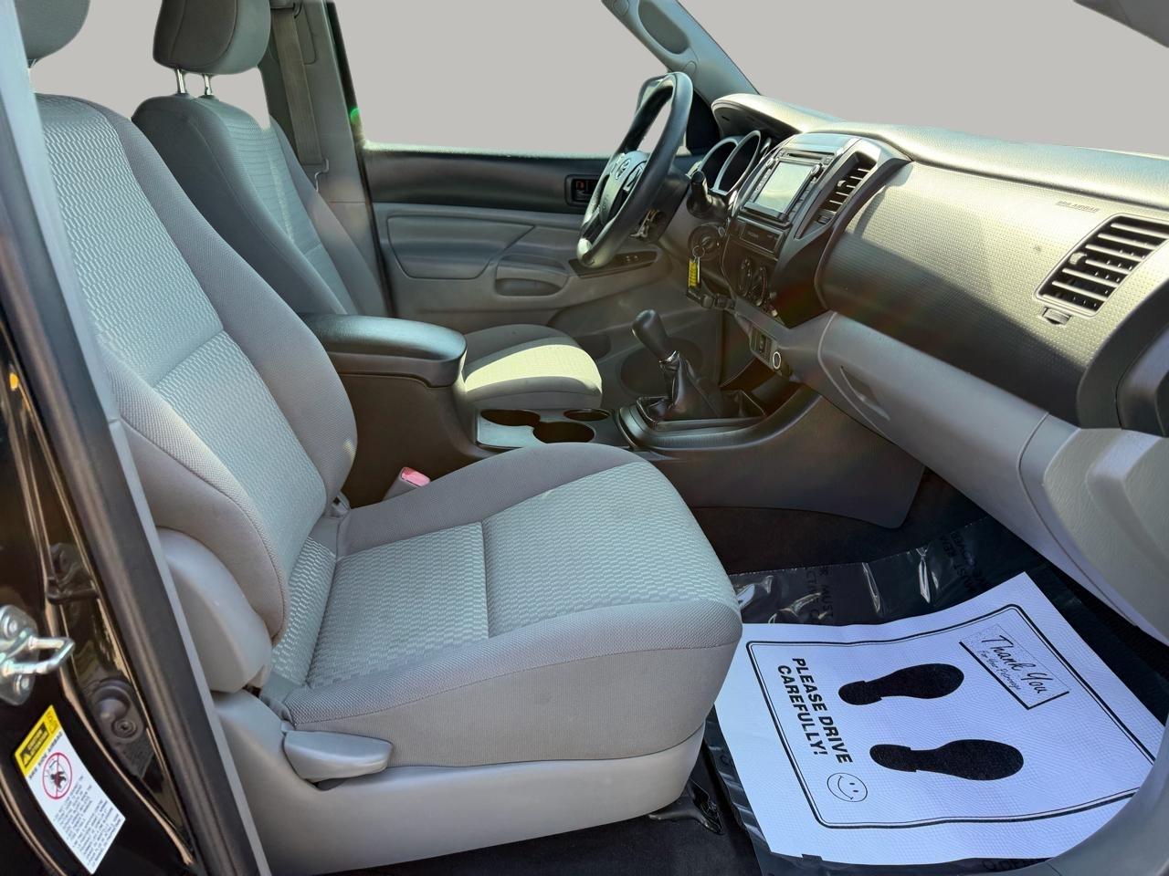 Toyota Tacoma Double Cab V6 6MT 4WD 2015