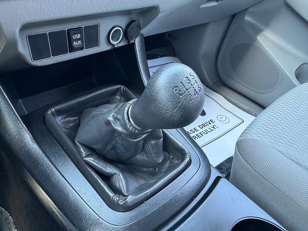 Toyota Tacoma Double Cab V6 6MT 4WD 2015