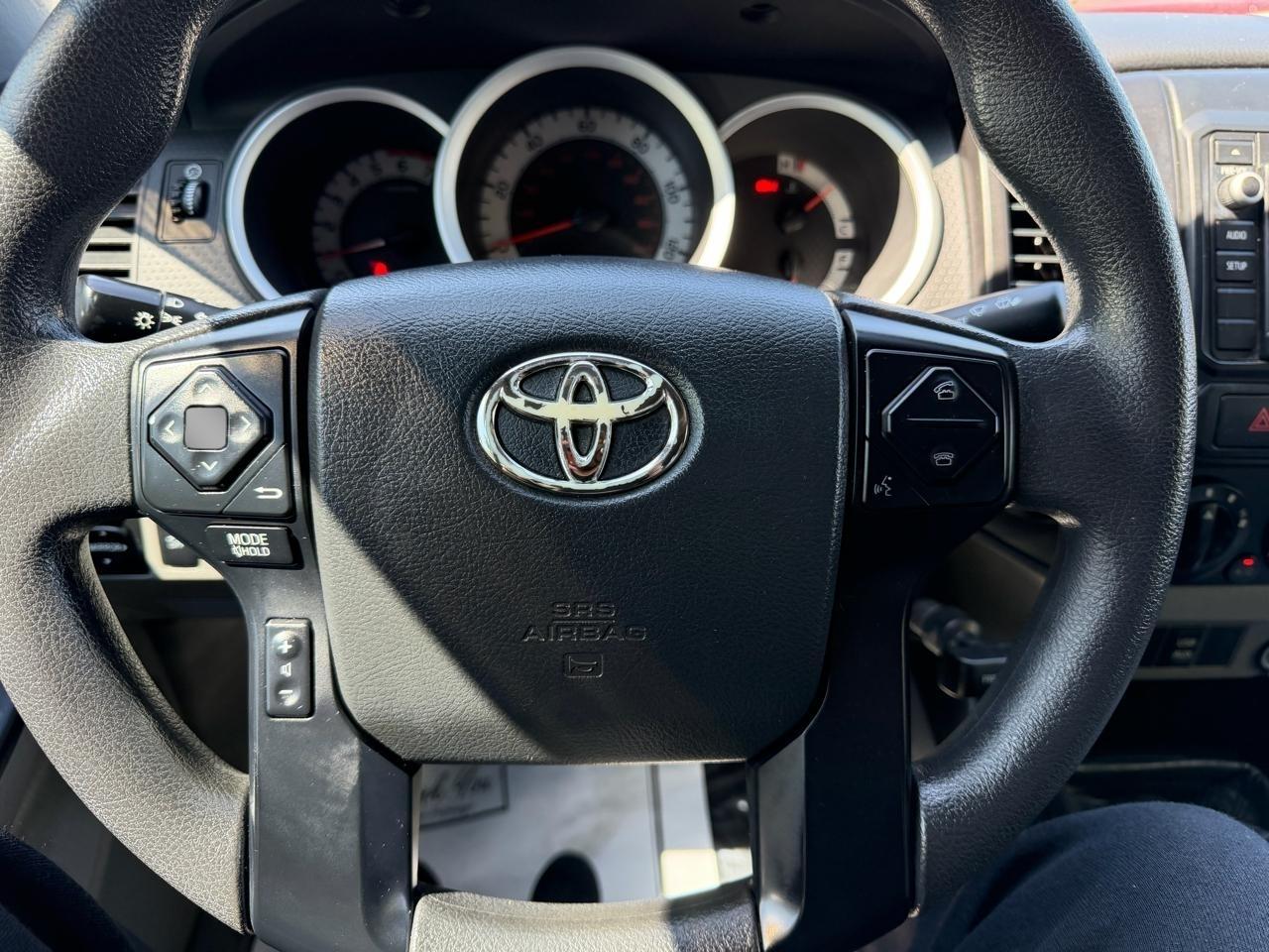 Toyota Tacoma Double Cab V6 6MT 4WD 2015