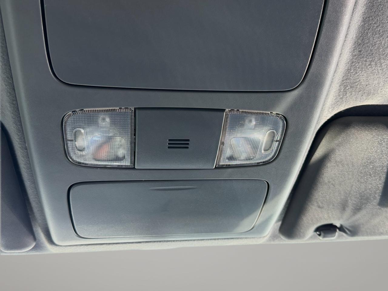 Toyota Tacoma Double Cab V6 6MT 4WD 2015