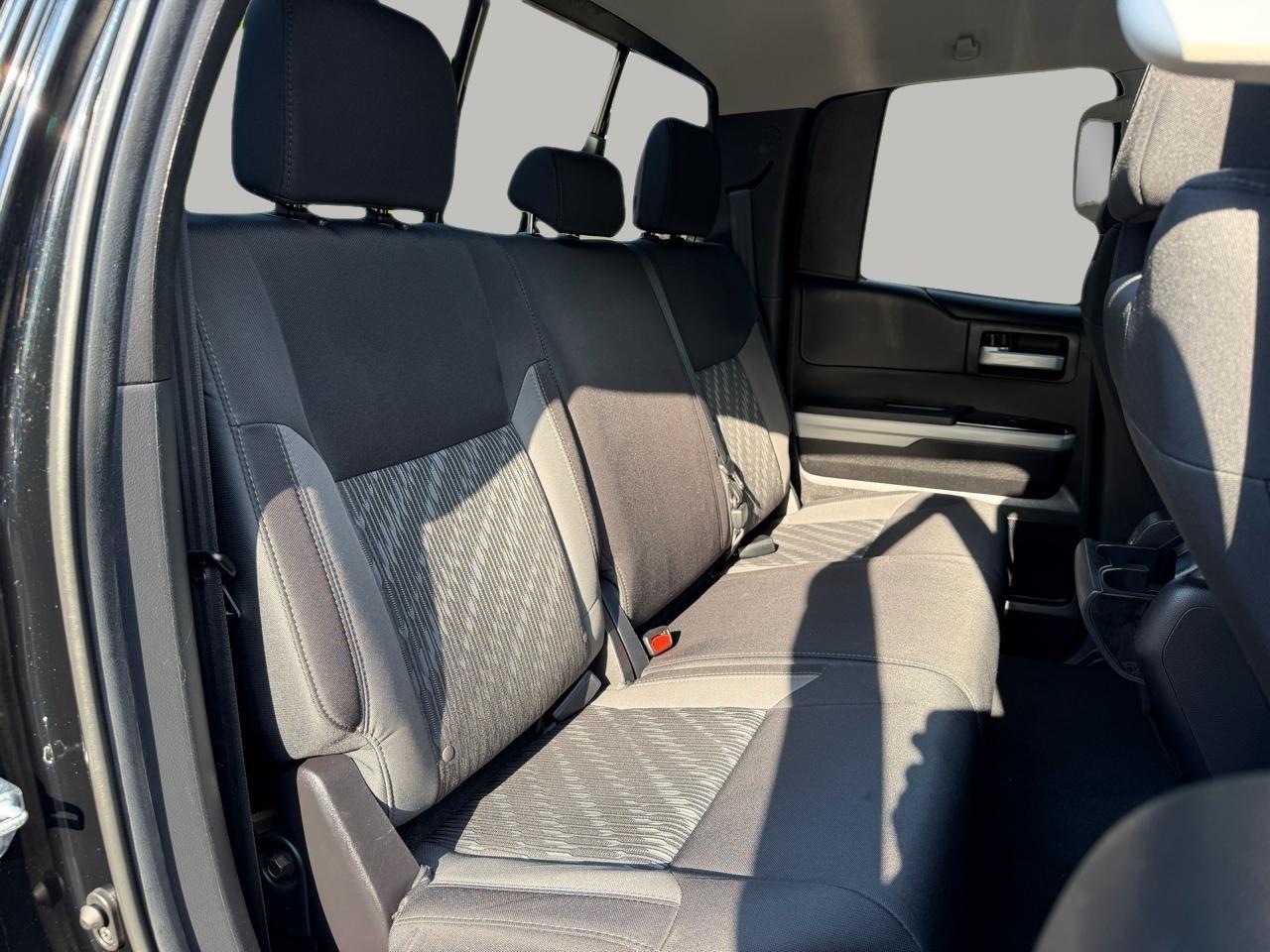 Toyota Tundra SR5 5.7L V8 Double Cab 4WD 2021