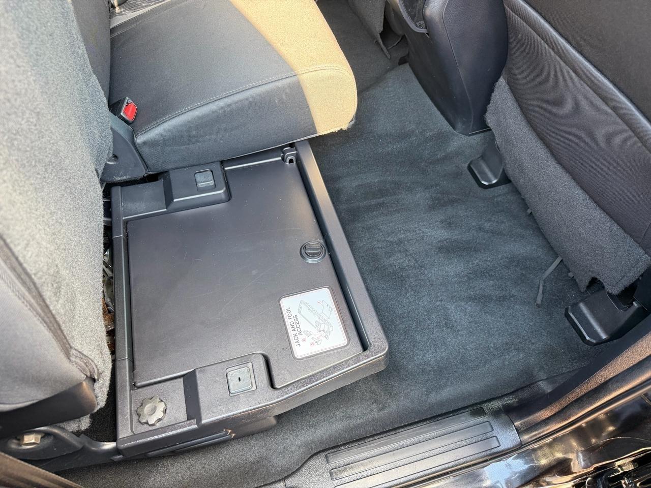 Toyota Tundra SR5 5.7L V8 Double Cab 4WD 2021