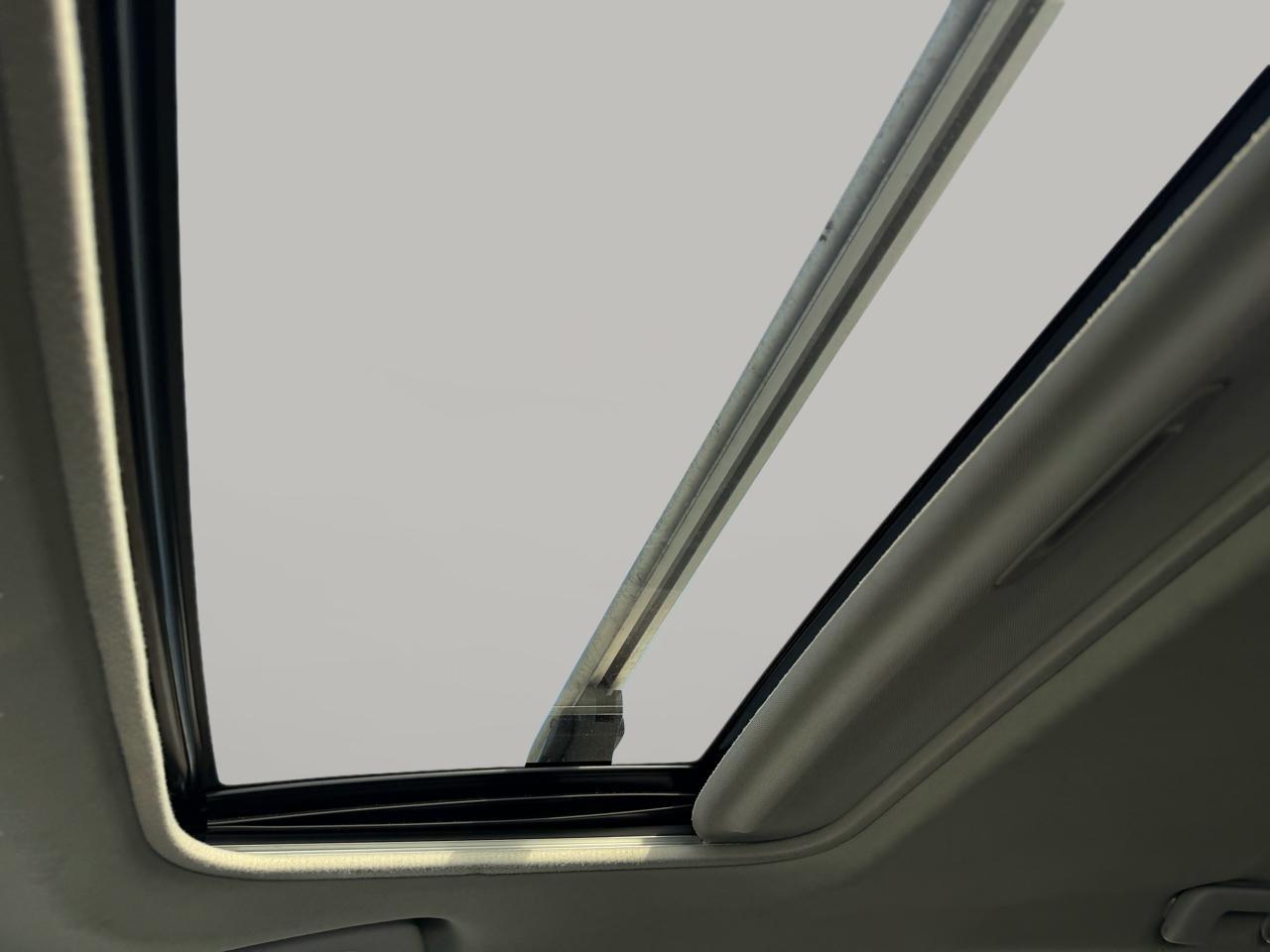 Toyota RAV4 Limited AWD 2013
