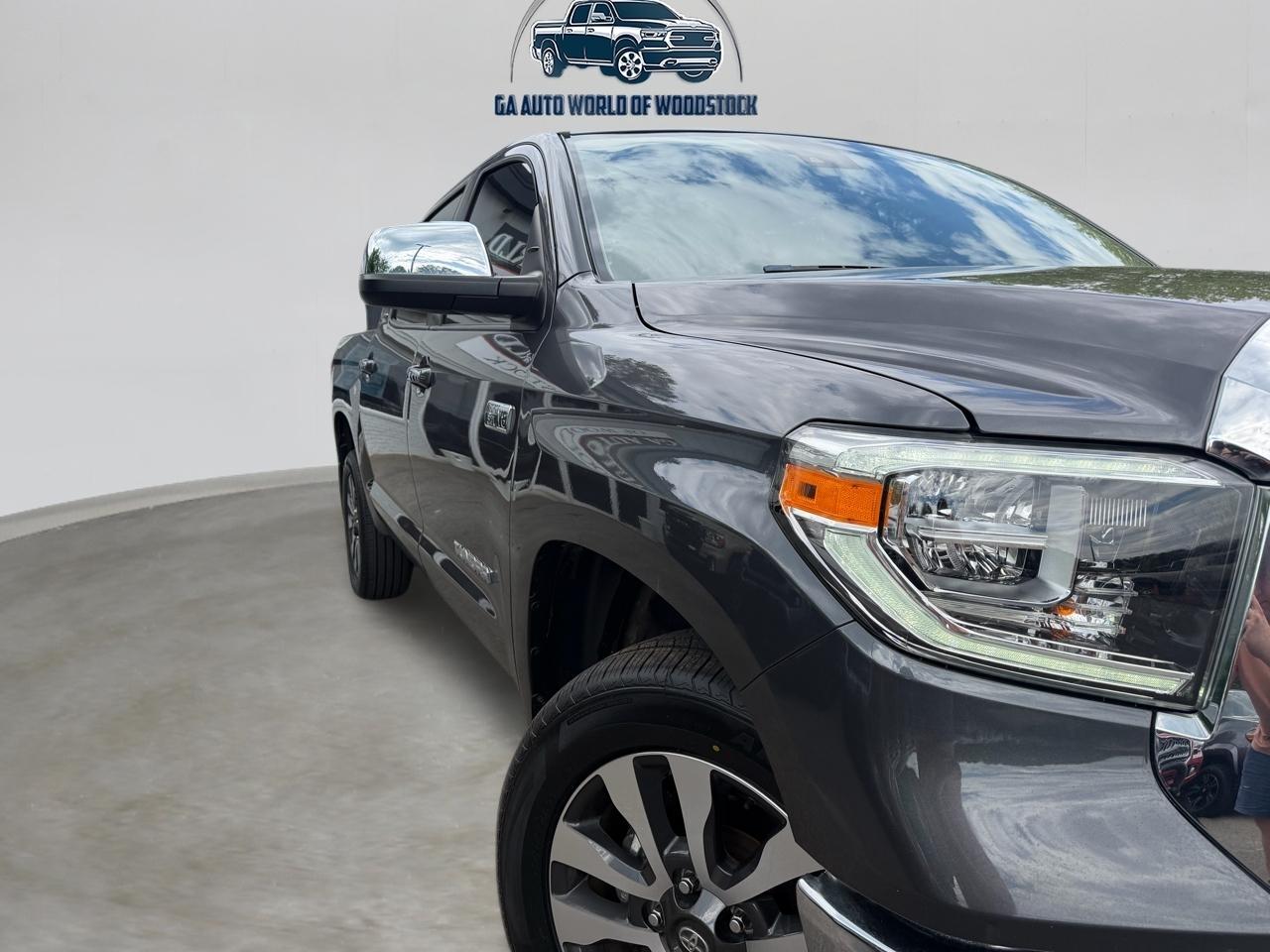 Toyota Tundra Limited 5.7L CrewMax 2WD 2020