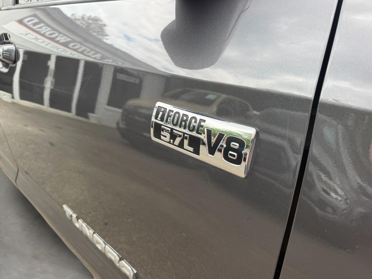 Toyota Tundra Limited 5.7L CrewMax 2WD 2020
