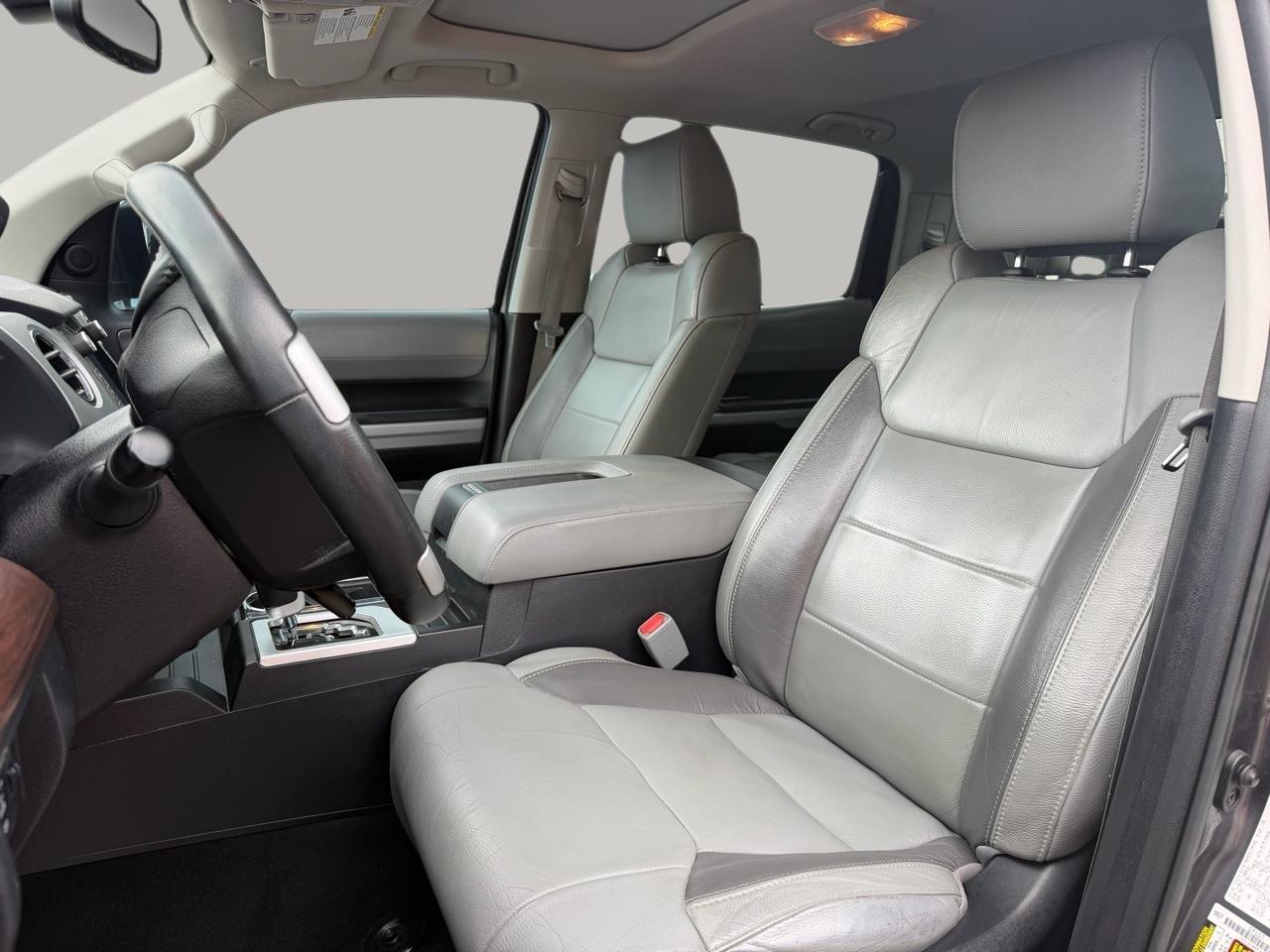 Toyota Tundra Limited 5.7L CrewMax 2WD 2020