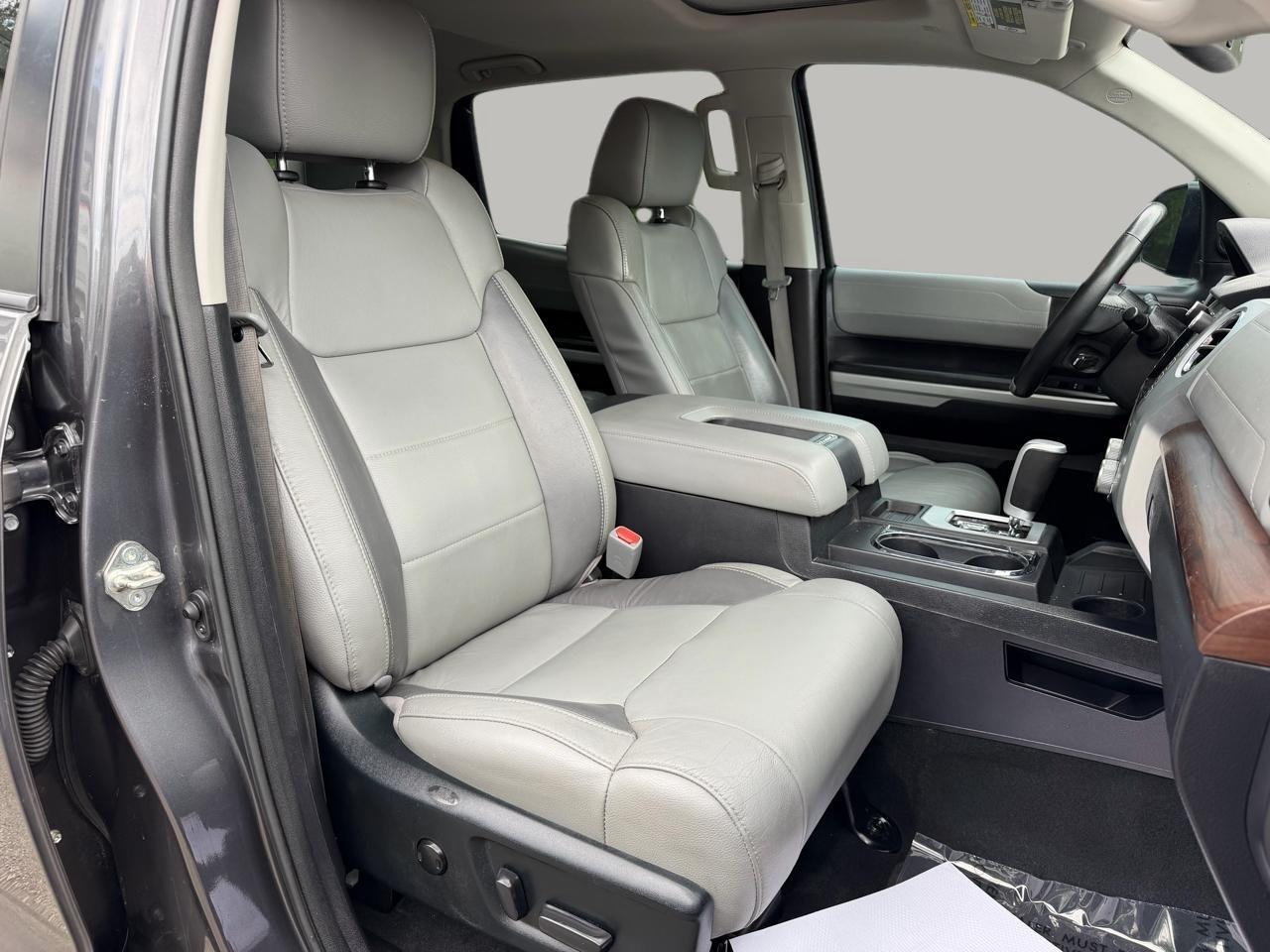 Toyota Tundra Limited 5.7L CrewMax 2WD 2020