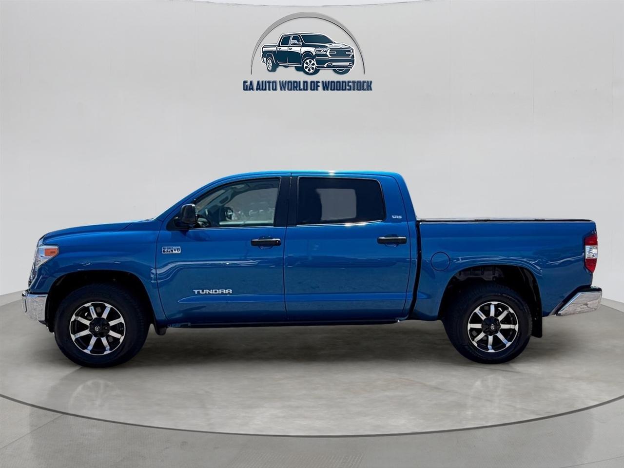 Toyota Tundra SR5 5.7L V8 FFV CrewMax 2WD 2016