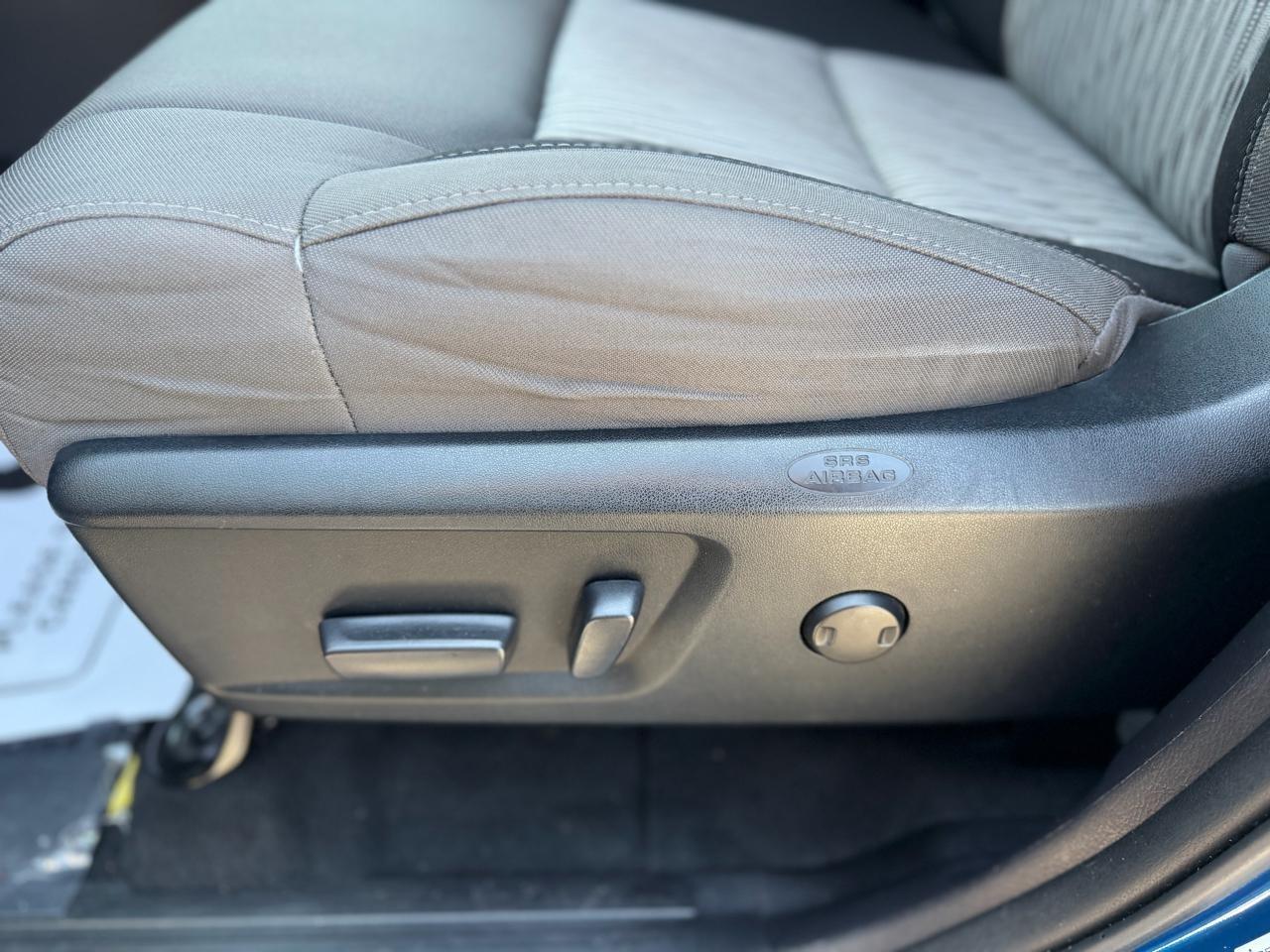Toyota Tundra SR5 5.7L V8 FFV CrewMax 2WD 2016