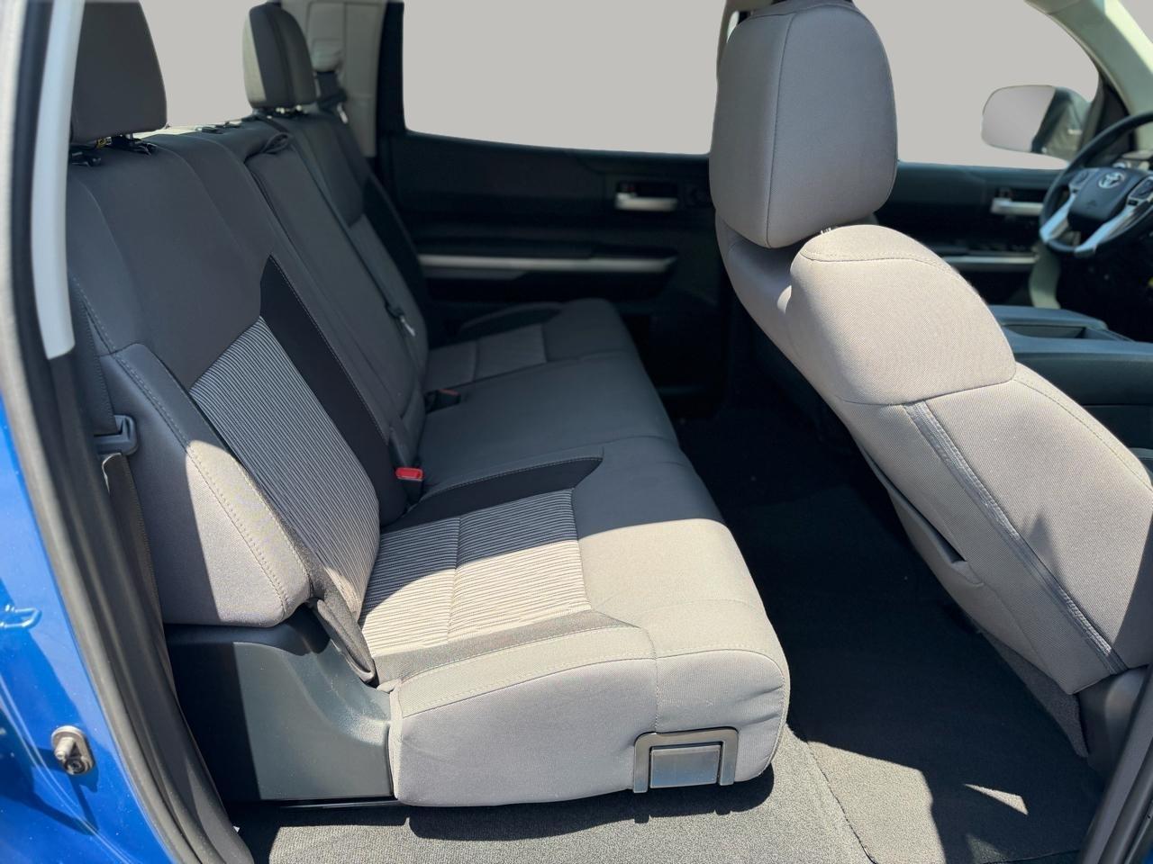 Toyota Tundra SR5 5.7L V8 FFV CrewMax 2WD 2016