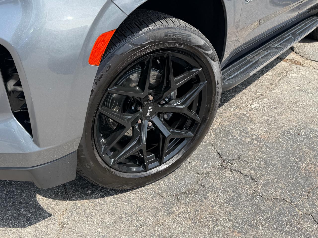 Chevrolet Suburban LT 2WD 2021