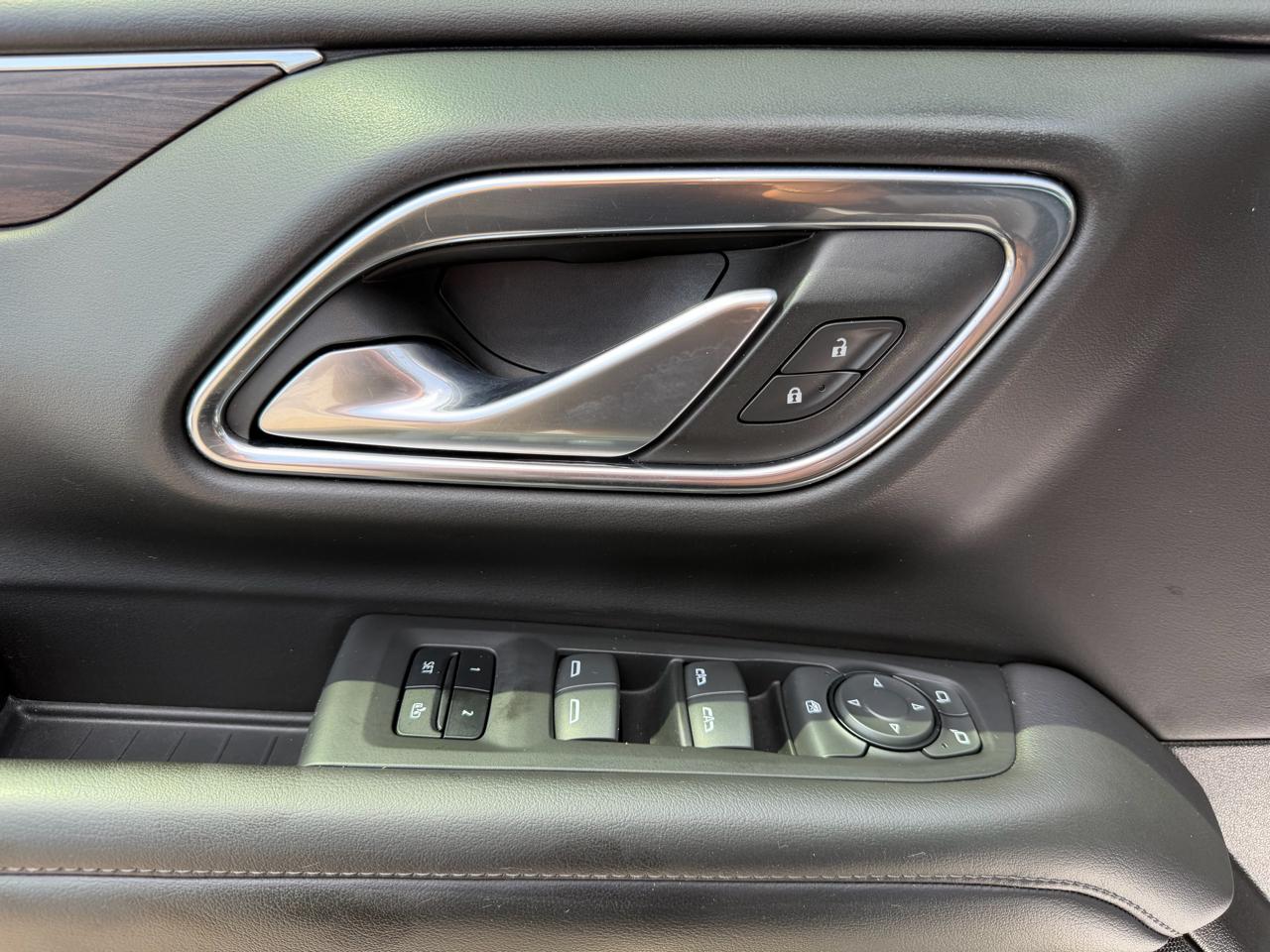 Chevrolet Suburban LT 2WD 2021