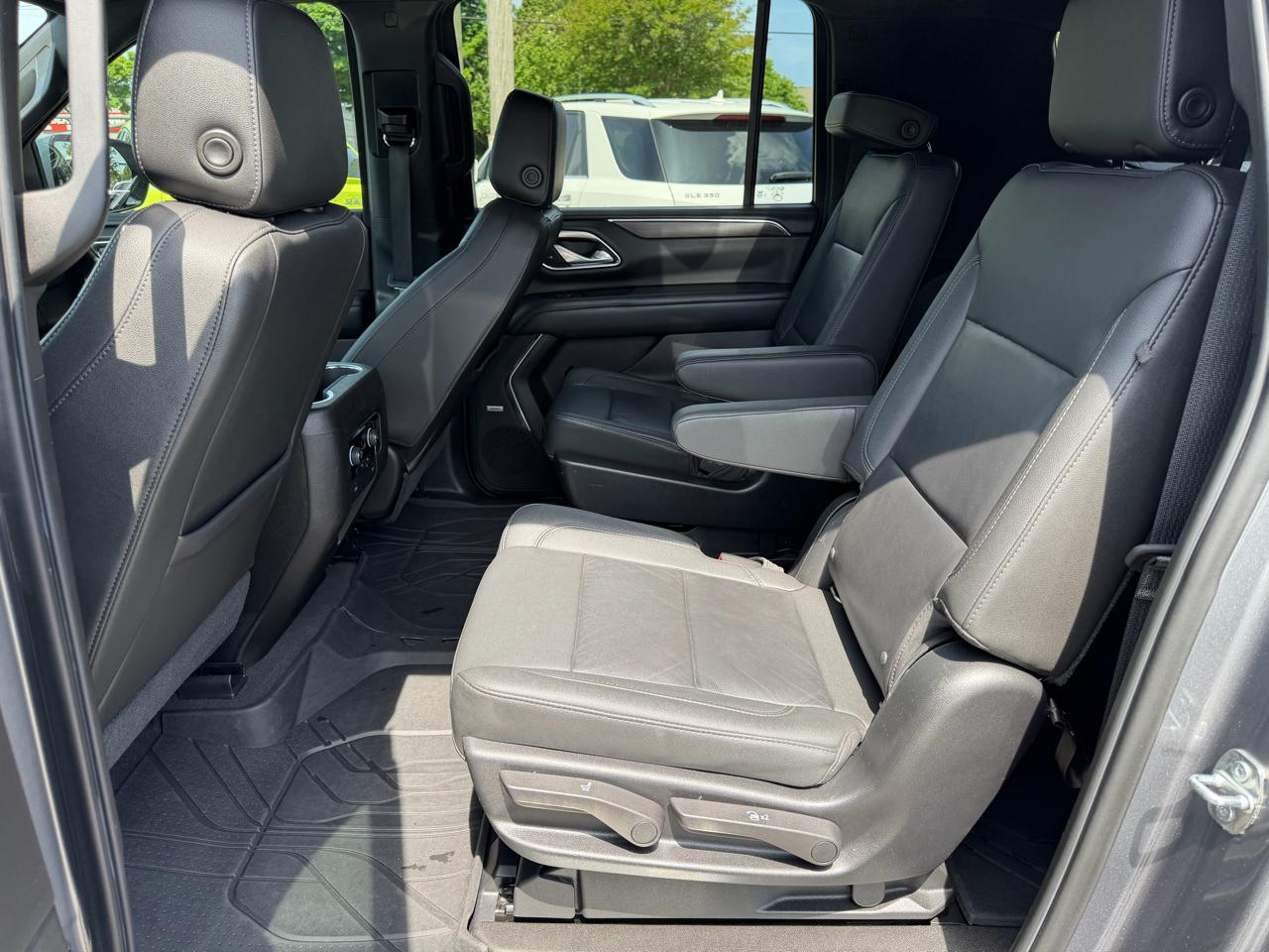 Chevrolet Suburban LT 2WD 2021