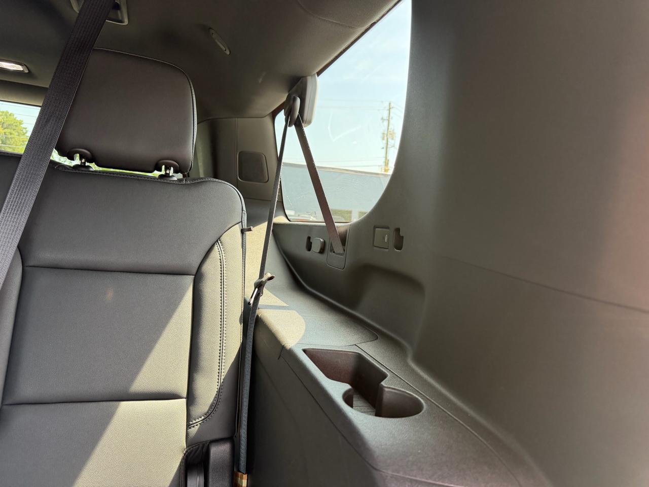 Chevrolet Suburban LT 2WD 2021