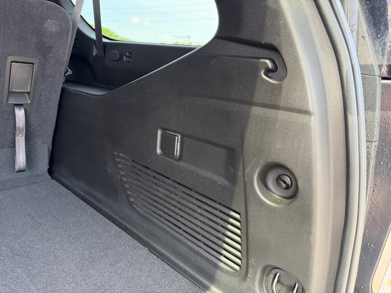 Chevrolet Suburban LT 2WD 2021