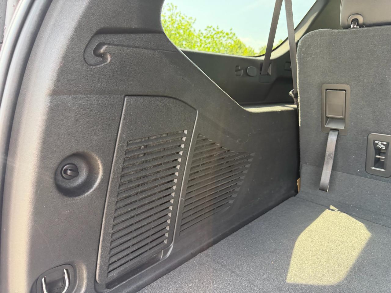 Chevrolet Suburban LT 2WD 2021