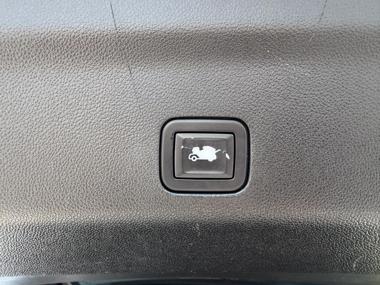 Chevrolet Suburban LT 2WD 2021