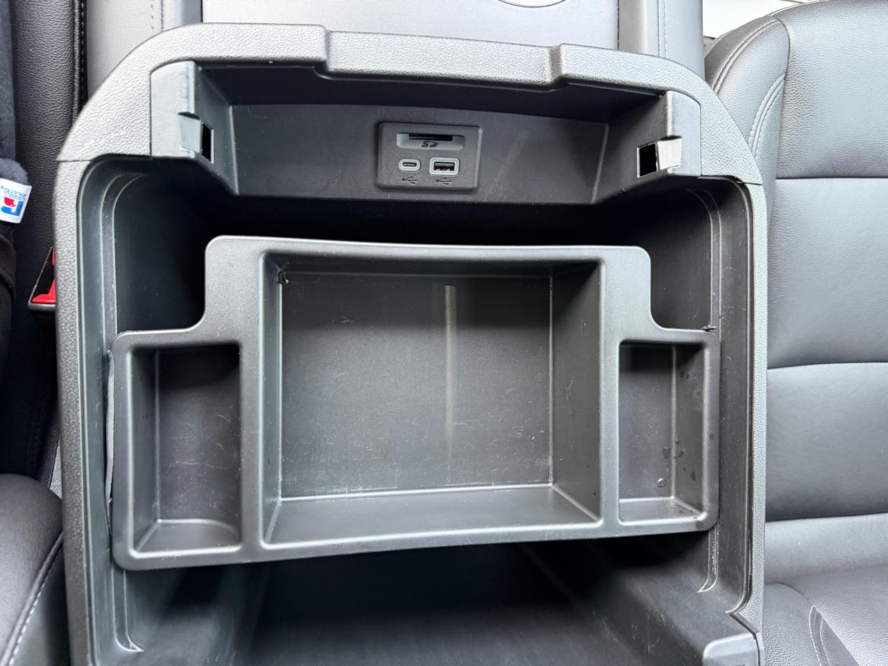 Chevrolet Suburban LT 2WD 2021