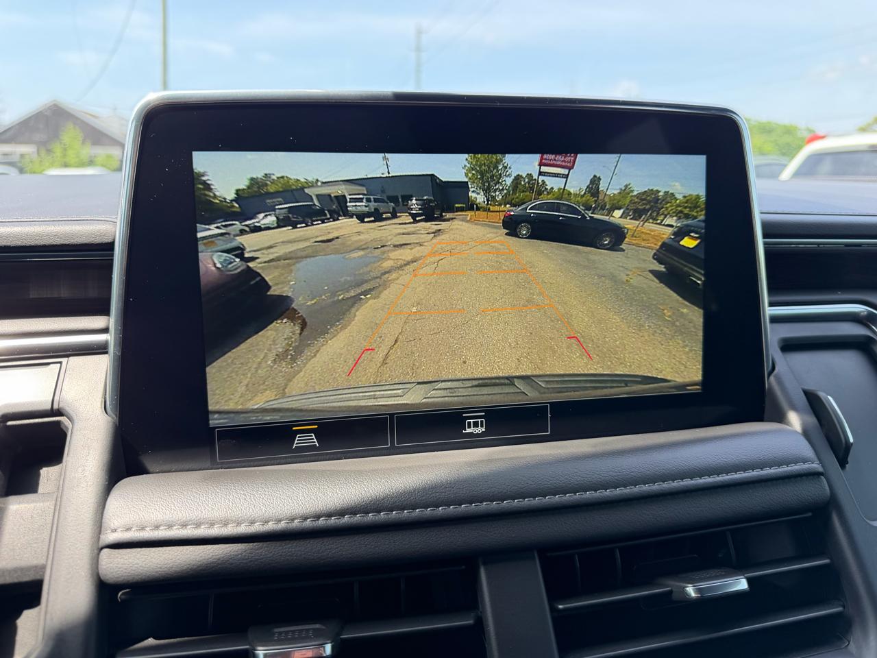 Chevrolet Suburban LT 2WD 2021