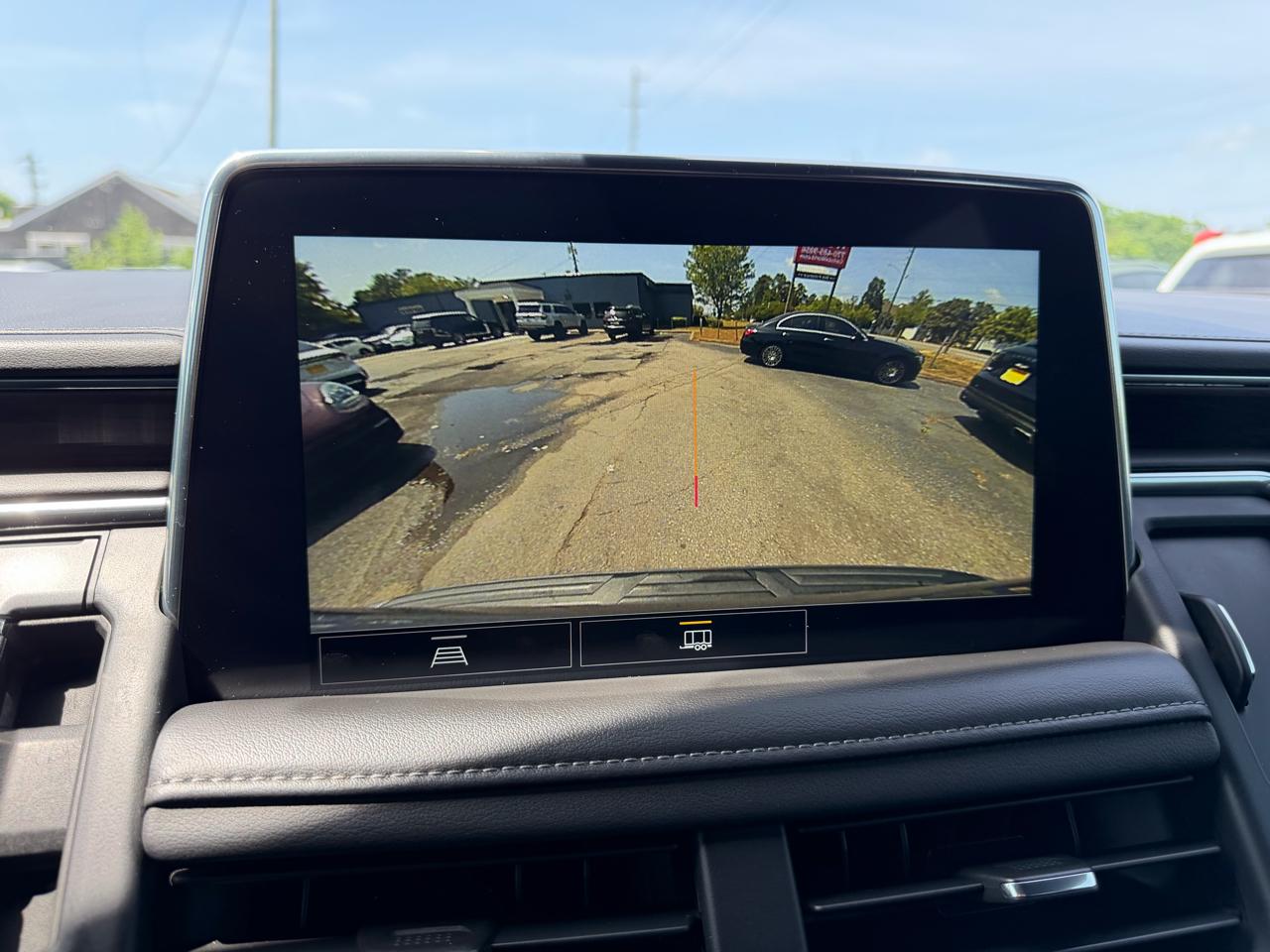 Chevrolet Suburban LT 2WD 2021