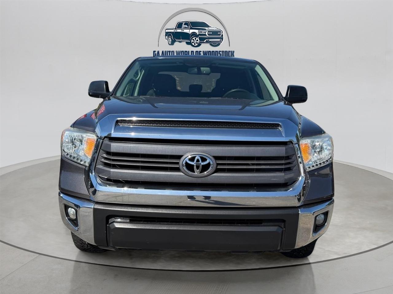 Toyota Tundra SR5 4.6L V8 Double Cab 2WD 2015