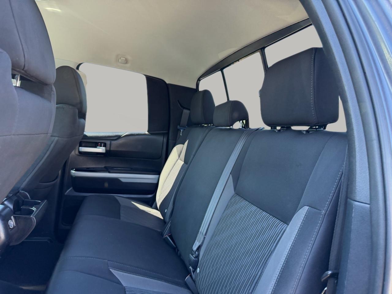 Toyota Tundra SR5 4.6L V8 Double Cab 2WD 2015