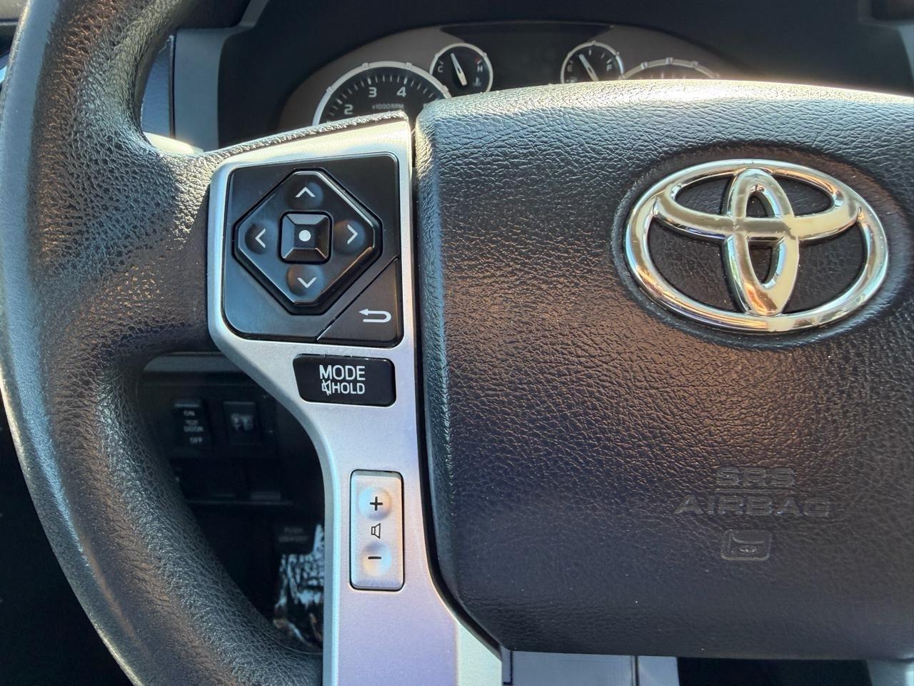 Toyota Tundra SR5 4.6L V8 Double Cab 2WD 2015