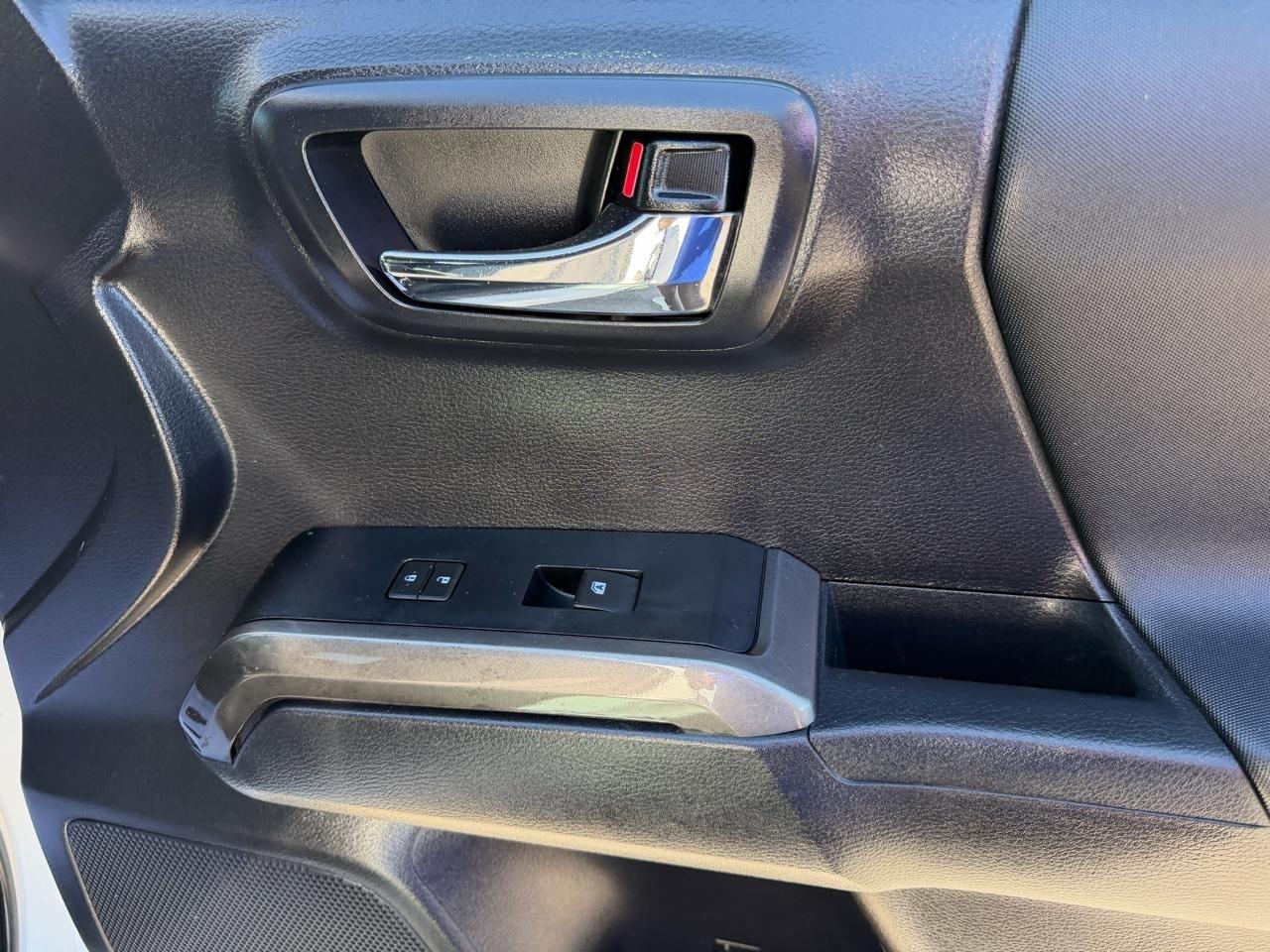 Toyota Tacoma 4WD Access Cab V6 AT TRD Sport (Natl) 2020