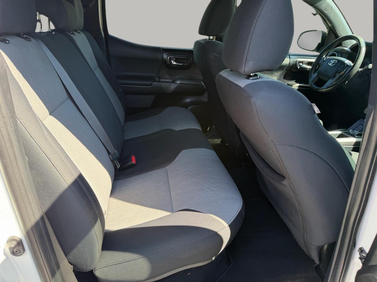 Toyota Tacoma 4WD Access Cab V6 AT TRD Sport (Natl) 2020