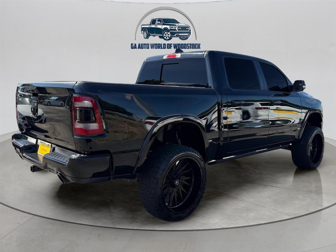 RAM 1500 Laramie Crew Cab SWB 2WD 2019