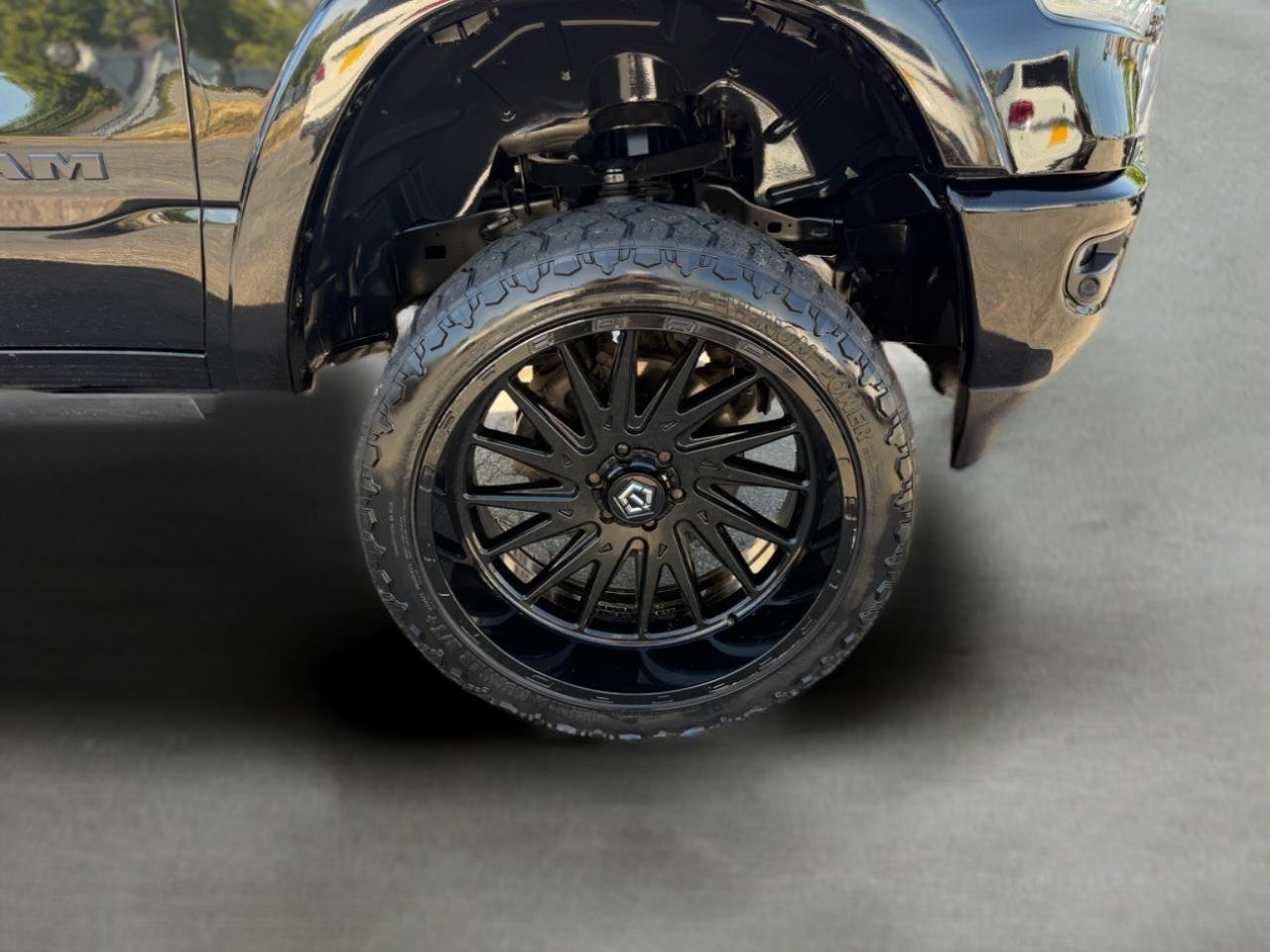RAM 1500 Laramie Crew Cab SWB 2WD 2019