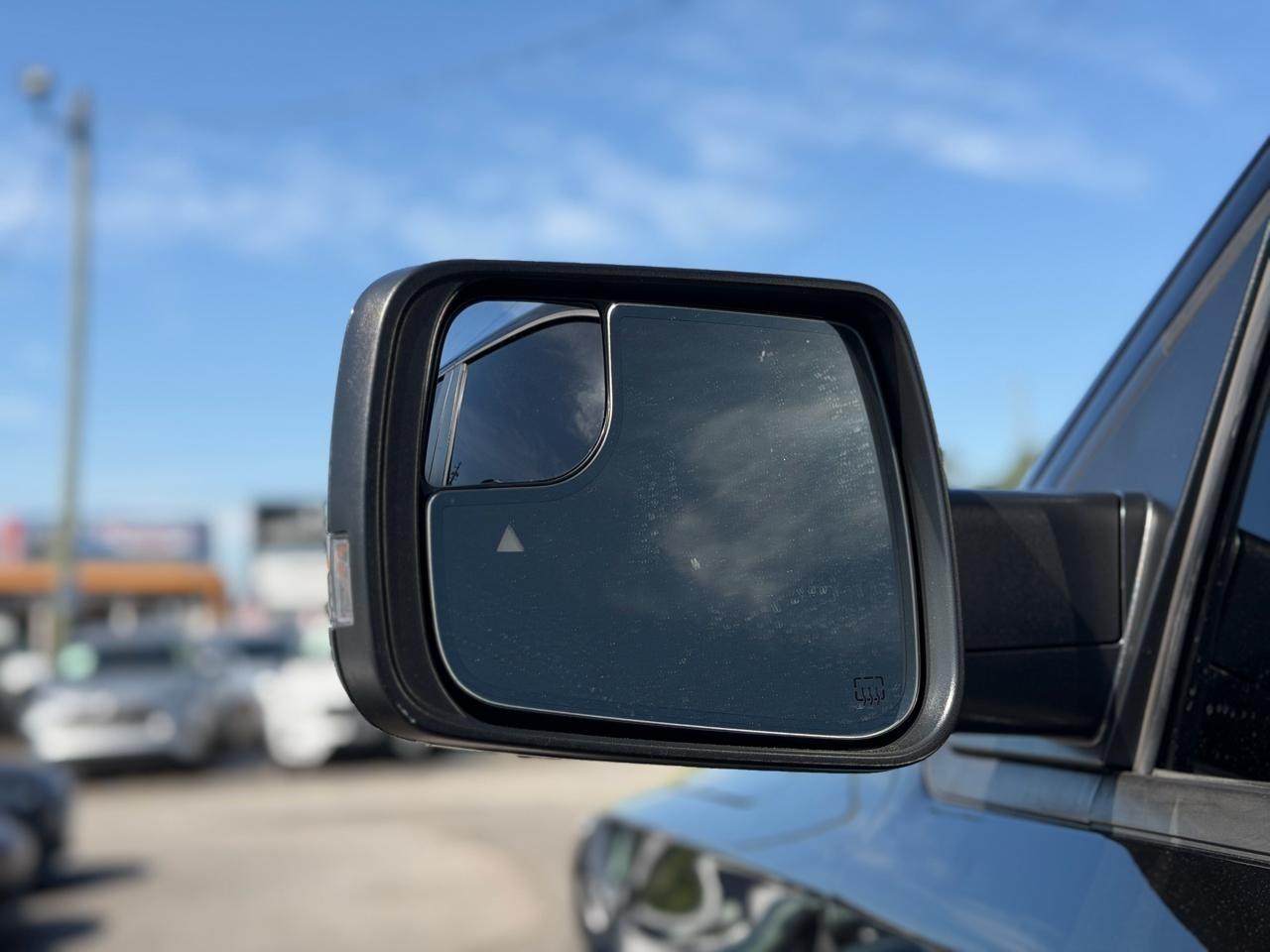 RAM 1500 Laramie Crew Cab SWB 2WD 2019