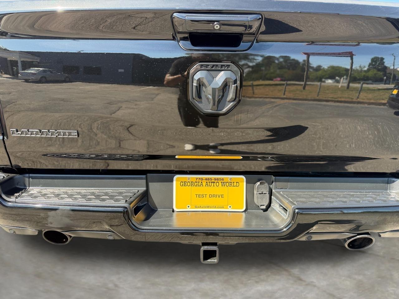 RAM 1500 Laramie Crew Cab SWB 2WD 2019