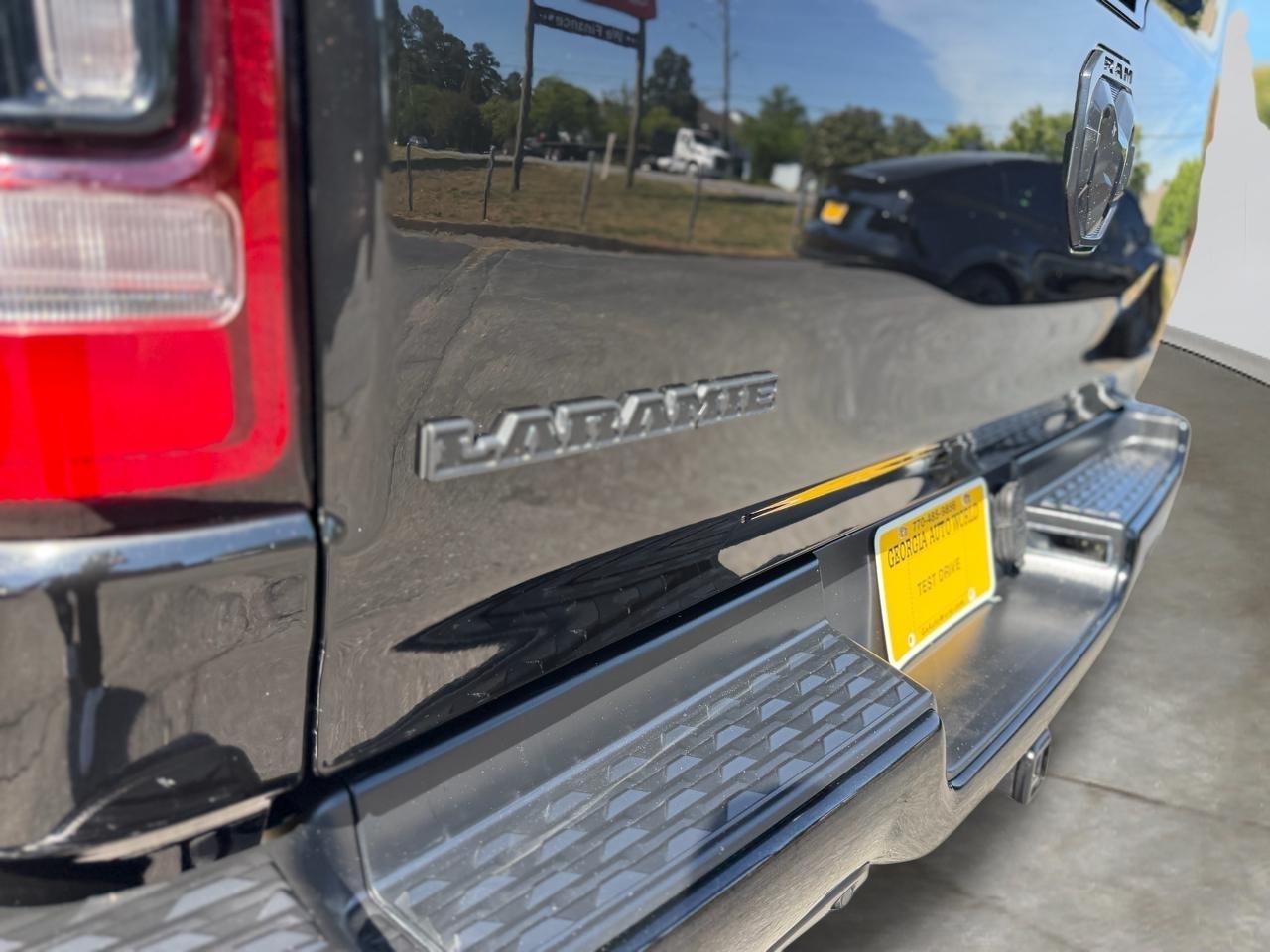 RAM 1500 Laramie Crew Cab SWB 2WD 2019