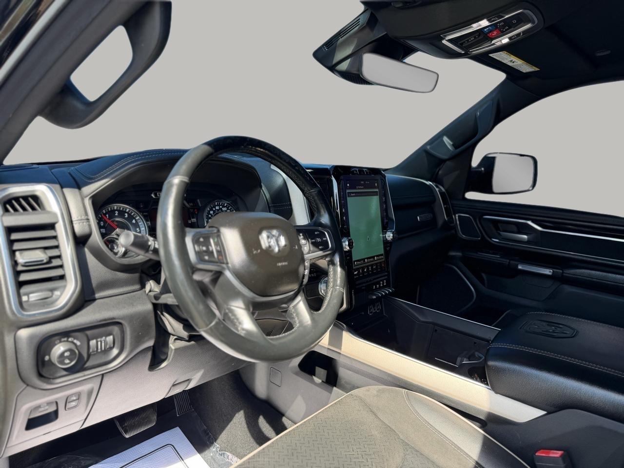RAM 1500 Laramie Crew Cab SWB 2WD 2019