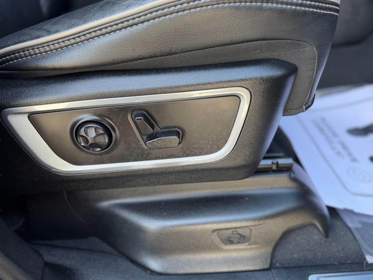 RAM 1500 Laramie Crew Cab SWB 2WD 2019