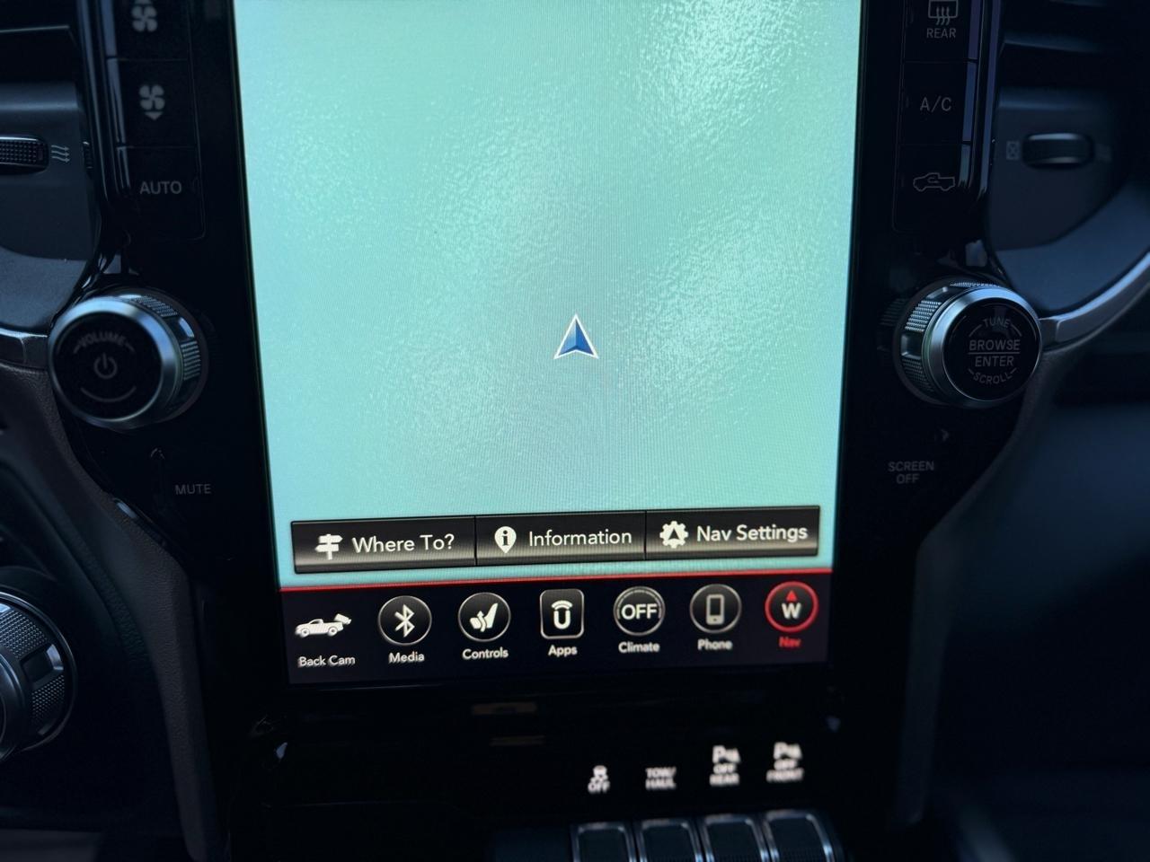 RAM 1500 Laramie Crew Cab SWB 2WD 2019