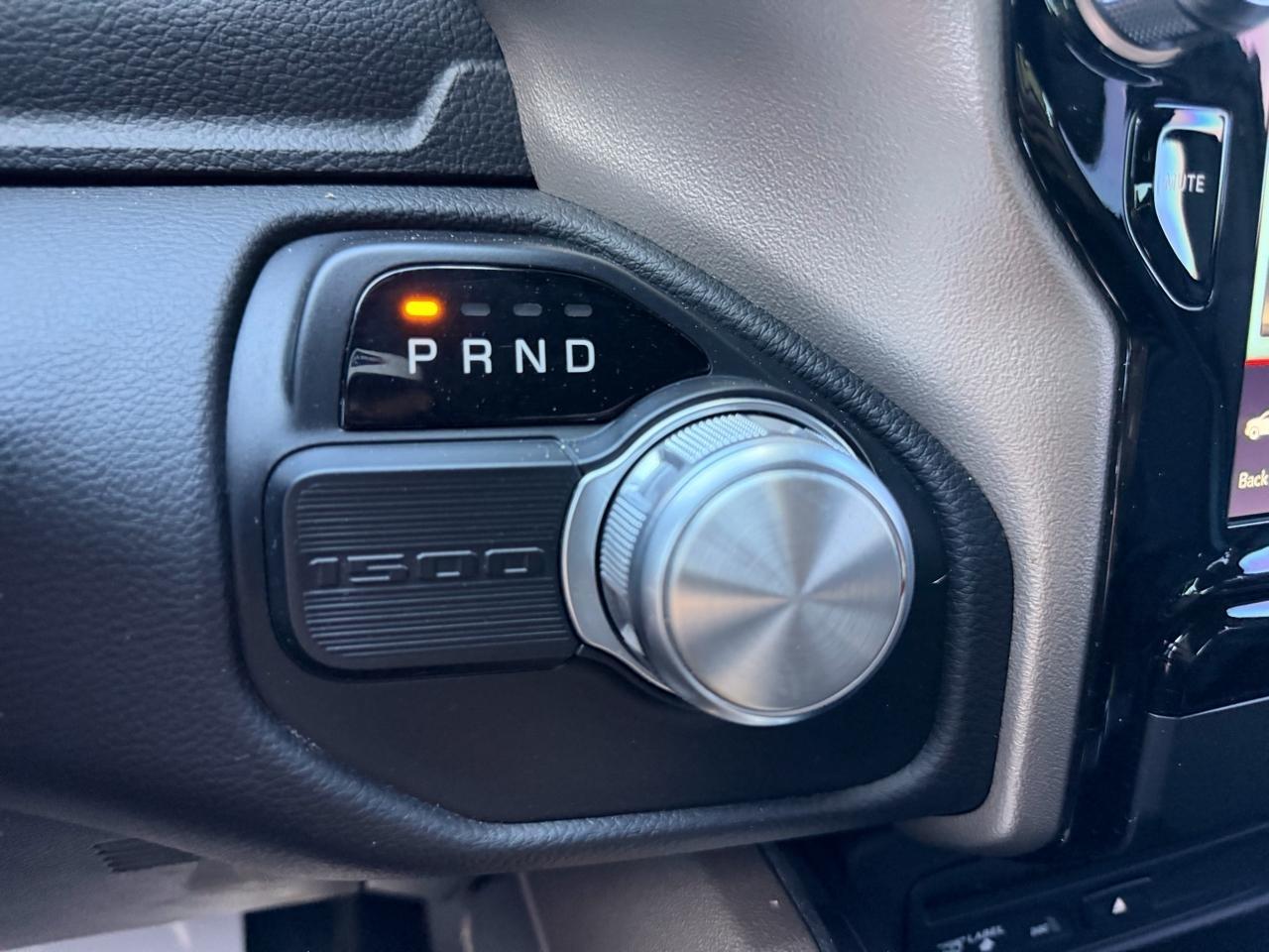 RAM 1500 Laramie Crew Cab SWB 2WD 2019