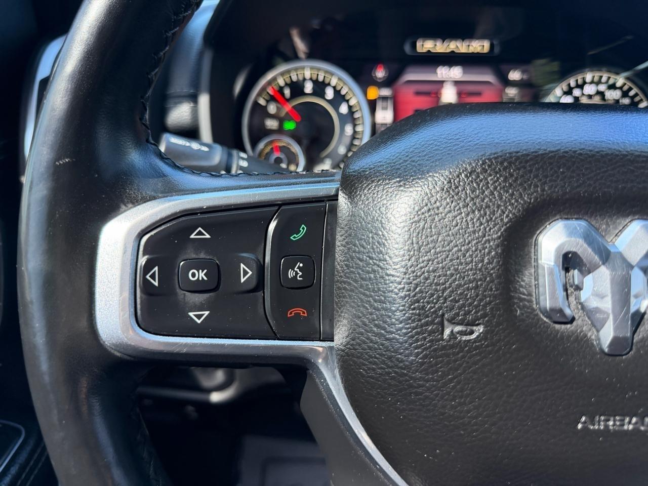 RAM 1500 Laramie Crew Cab SWB 2WD 2019