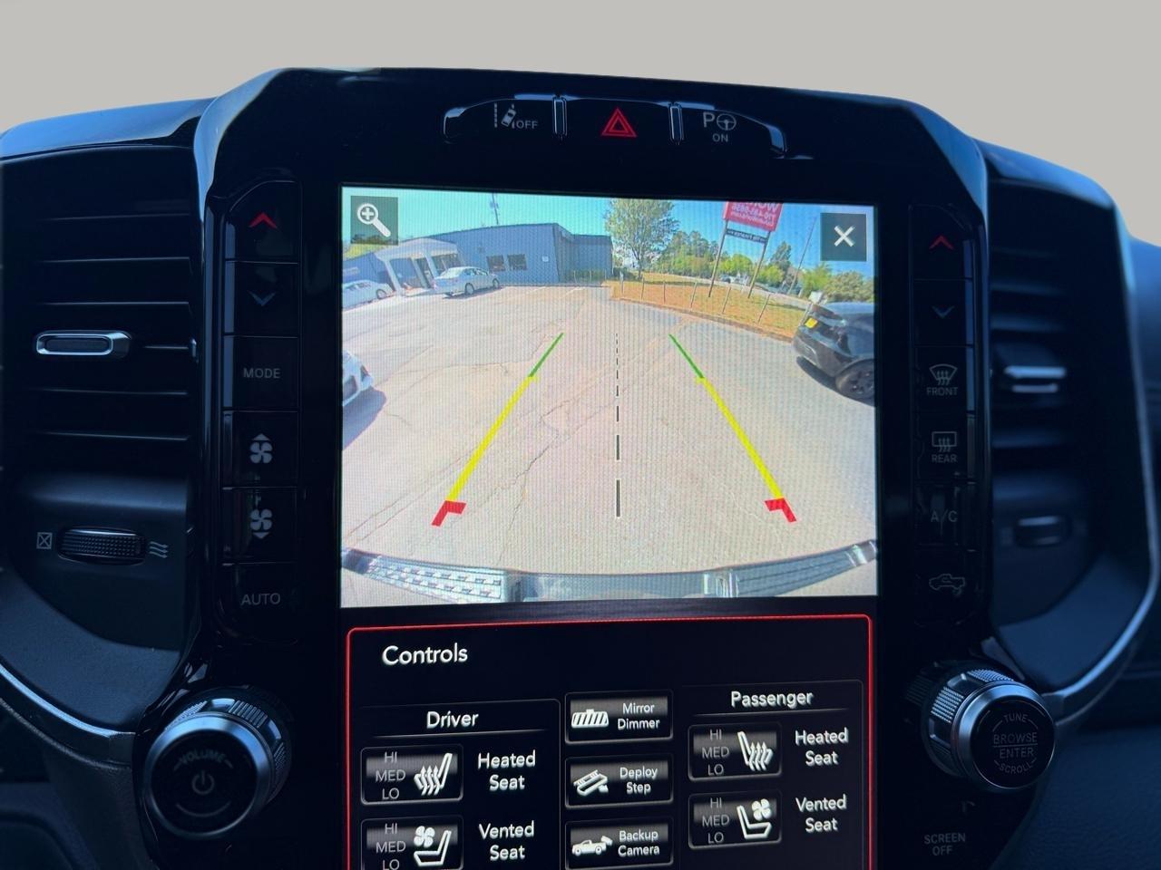 RAM 1500 Laramie Crew Cab SWB 2WD 2019
