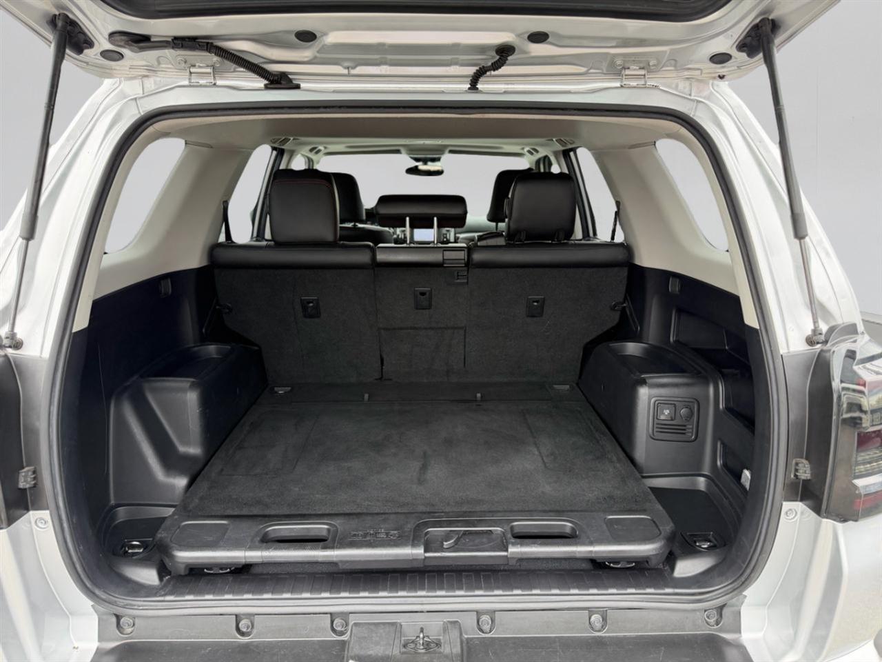 Toyota 4Runner 4WD 4dr V6 Trail Premium (Natl) 2016
