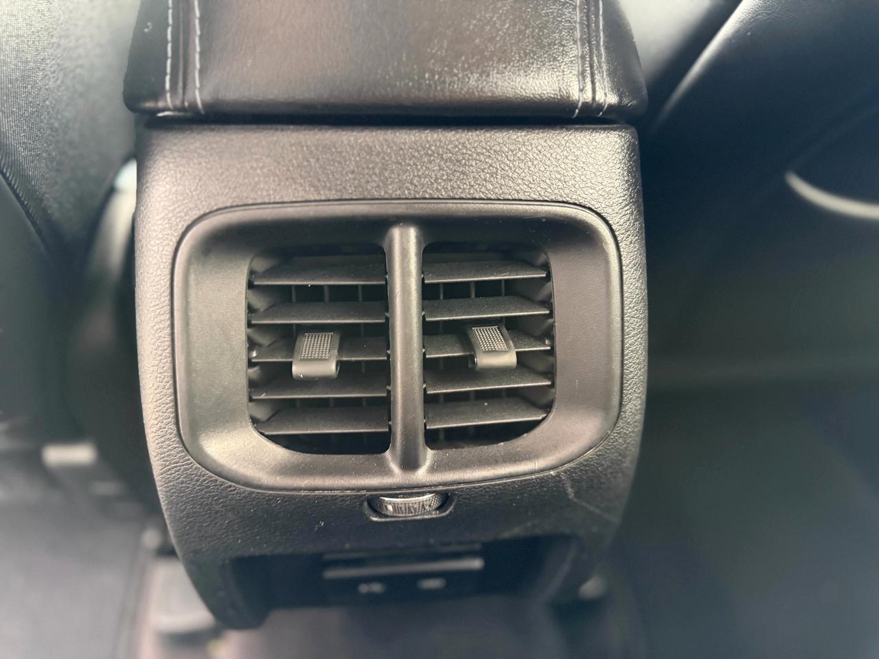 Jeep Cherokee Latitude Plus FWD 2019