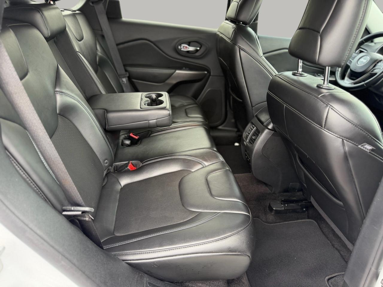 Jeep Cherokee Latitude Plus FWD 2019