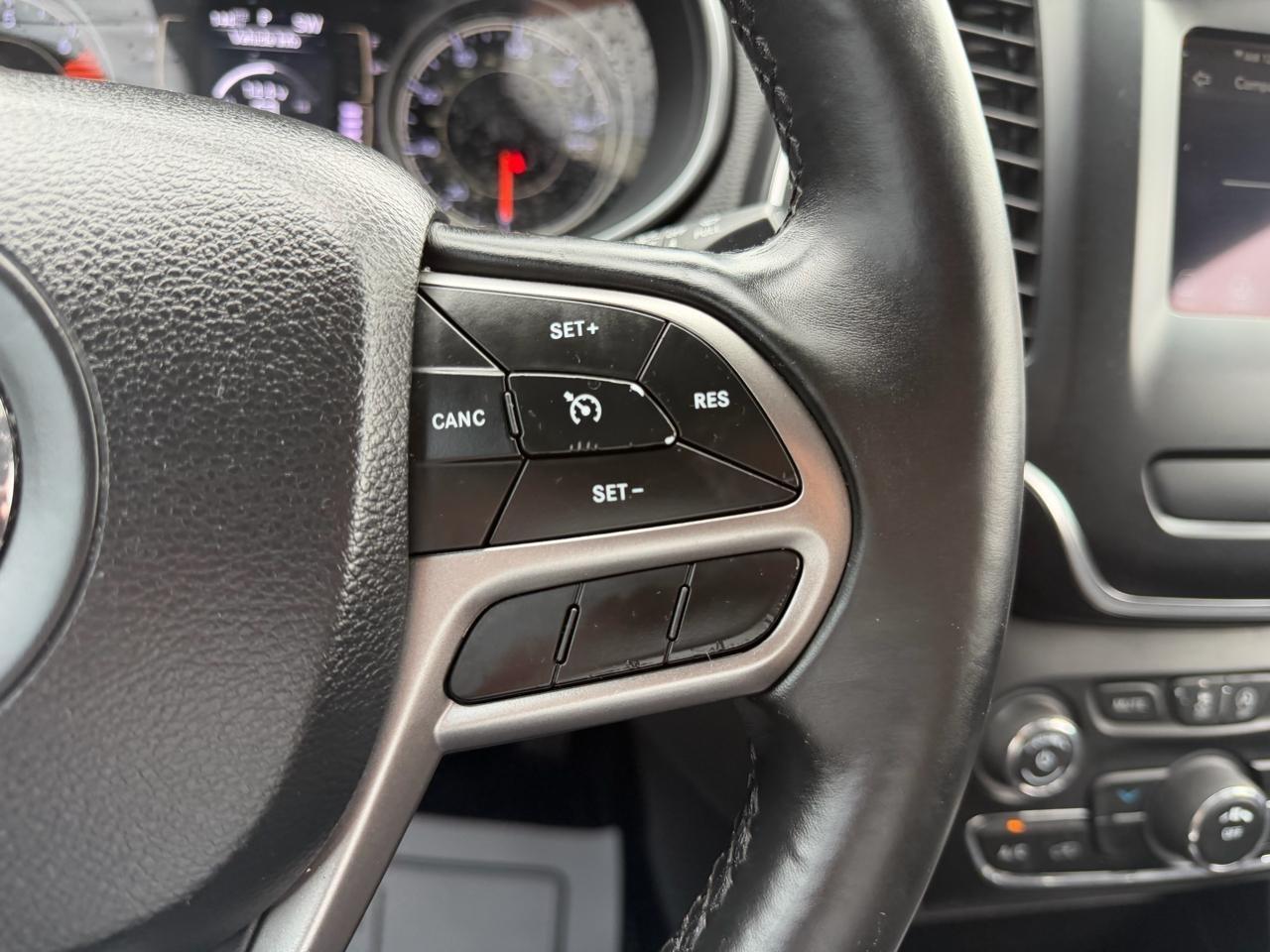 Jeep Cherokee Latitude Plus FWD 2019