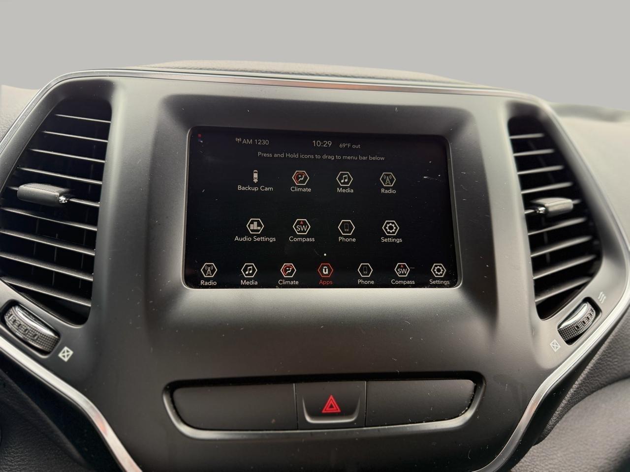 Jeep Cherokee Latitude Plus FWD 2019