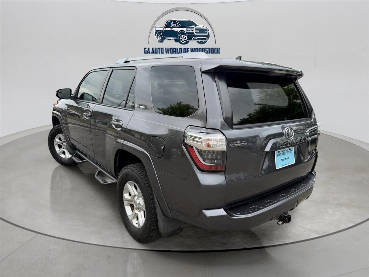 Toyota 4Runner SR5 2WD 2015