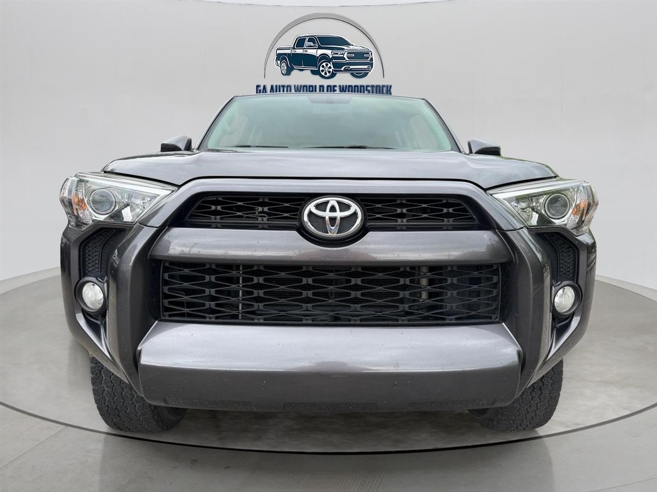 Toyota 4Runner SR5 2WD 2015