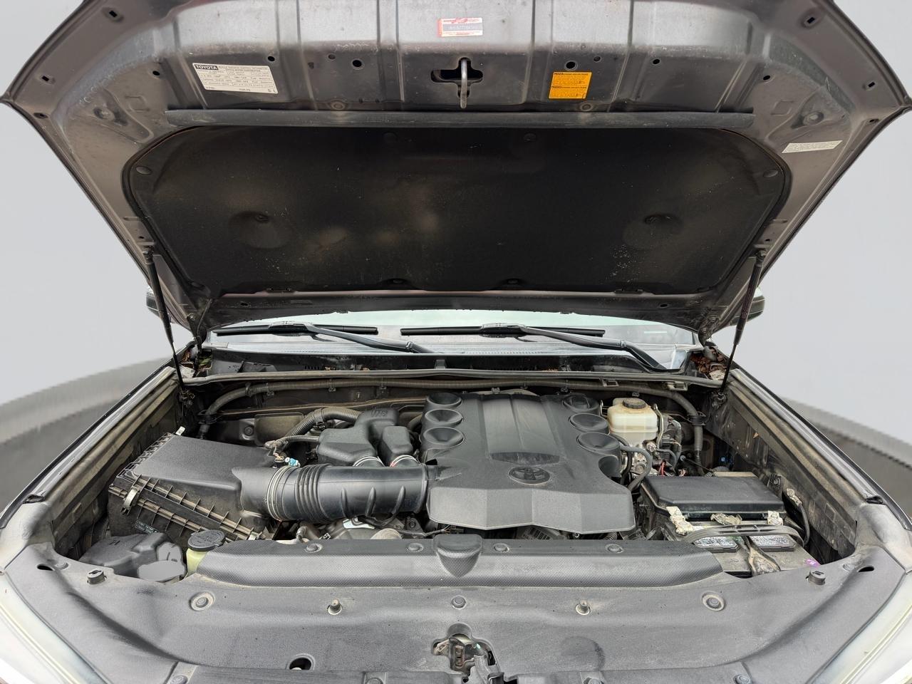 Toyota 4Runner SR5 2WD 2015